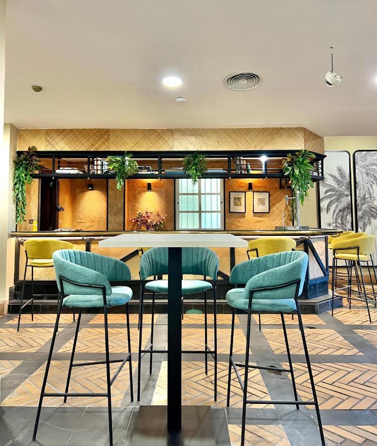 Отель Soho Boutique Puerto Эль-Пуэрто-де-Санта-Мария Экстерьер фото